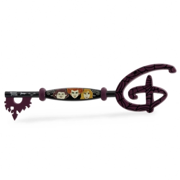 Hocus Pocus Collectible Key Set - Picture 4 of 7